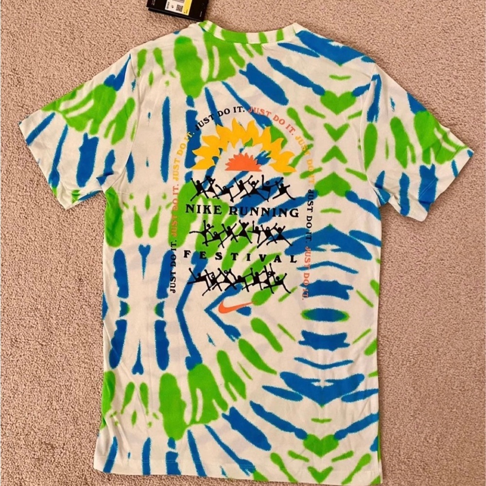 NIKE Dry Fit running T-shirt for men size S NWT